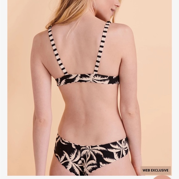 Billabong palmside reversible bikini with TWO tops - Picture 2 of 6